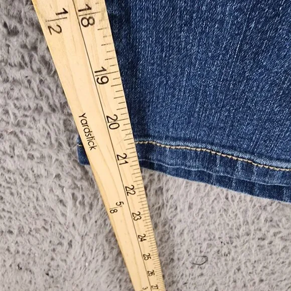 Torrid Jeans Womens 28 Medium Wash Stretch High Rise Jegging Crop *GUC* - Picture 6 of 13